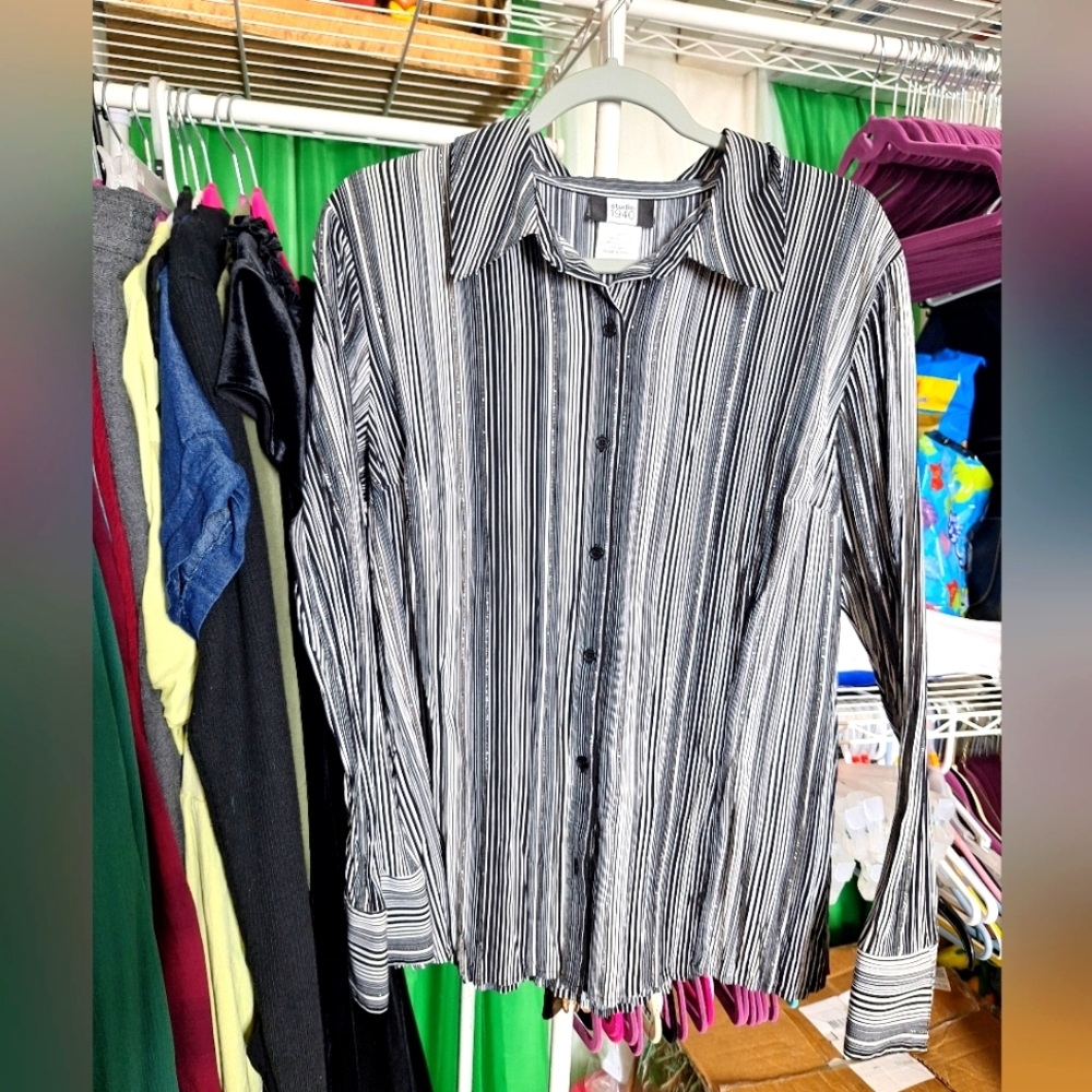 Studio 1940 black and white striped button down blouse size XL